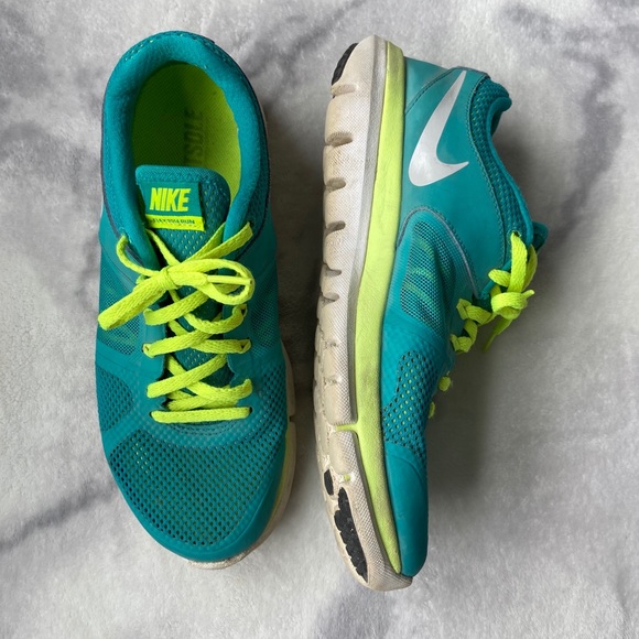 COPY - NIKE Flex 2014 Run Size 8 Women’s Sneakers - Picture 4 of 5